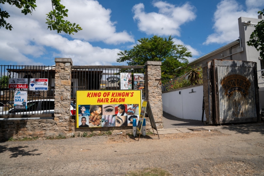 Commercial Property for Sale in Grahamstown Central Eastern Cape